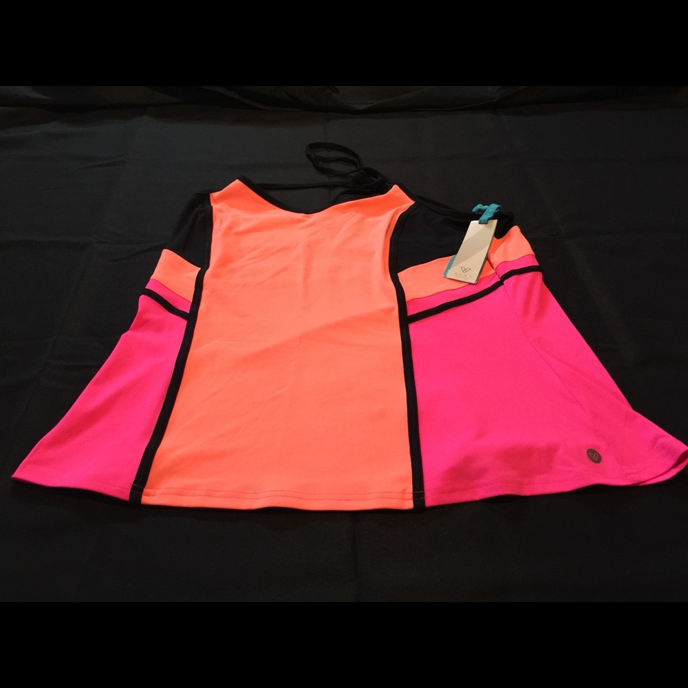 Live active wear tank top NWT